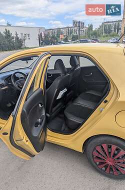Хэтчбек Kia Picanto 2011 в 