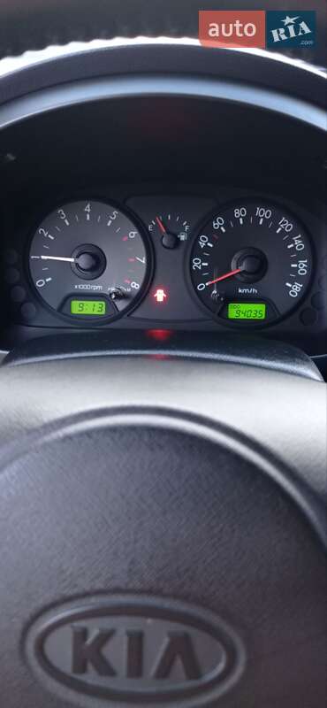 Хетчбек Kia Picanto 2004 в Івано-Франківську фото 9 Хетчбек Kia Picanto 2004 в Івано-Франківську