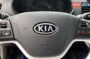 Хэтчбек Kia Picanto 2011 в 