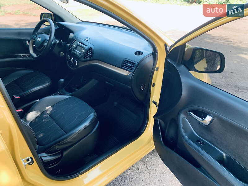 Хэтчбек Kia Picanto 2011 в Кривом Роге