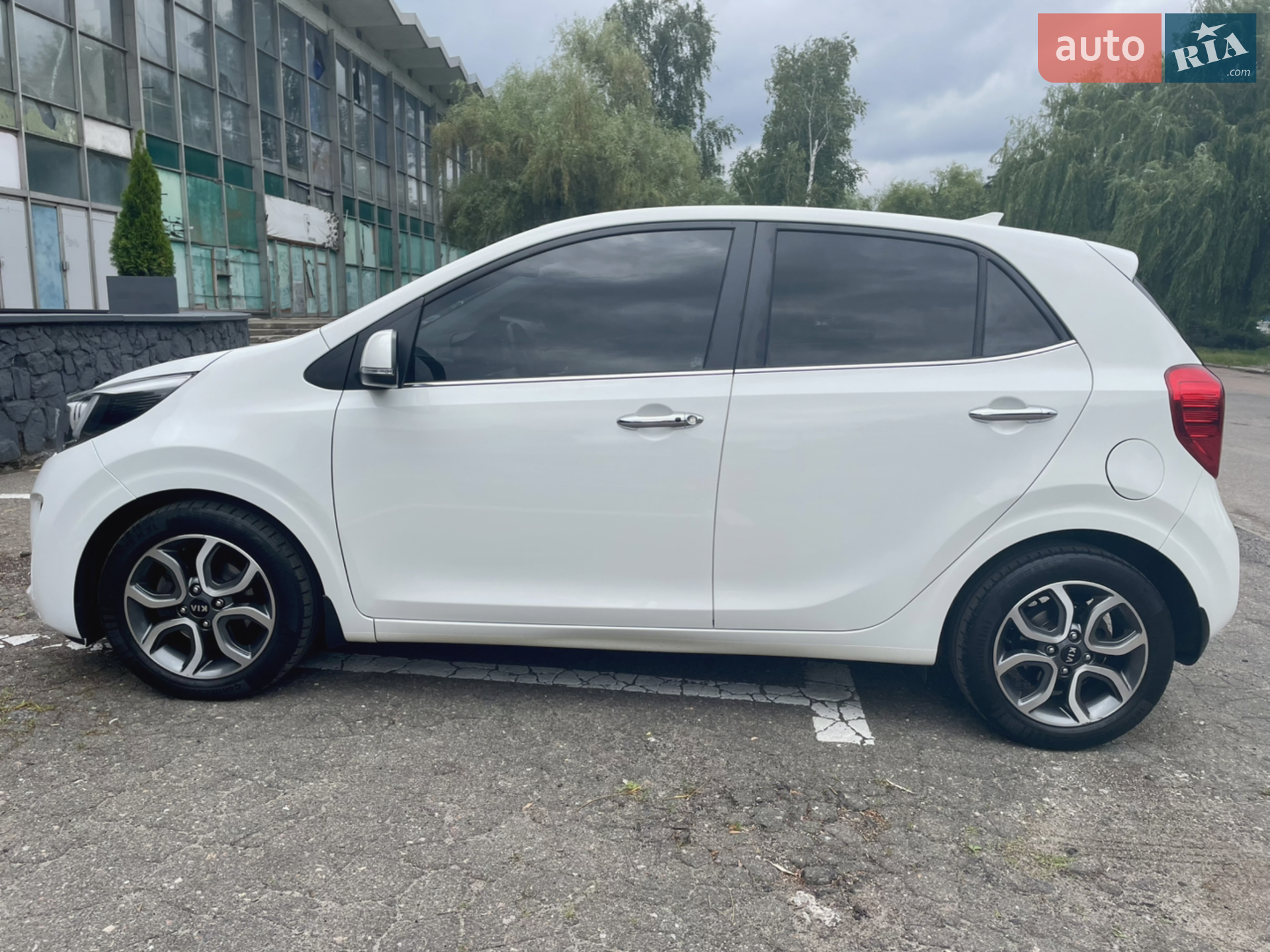 Kia Picanto 2020 VIN KNAB3512BLT654771 фото оголошення 6 з 39