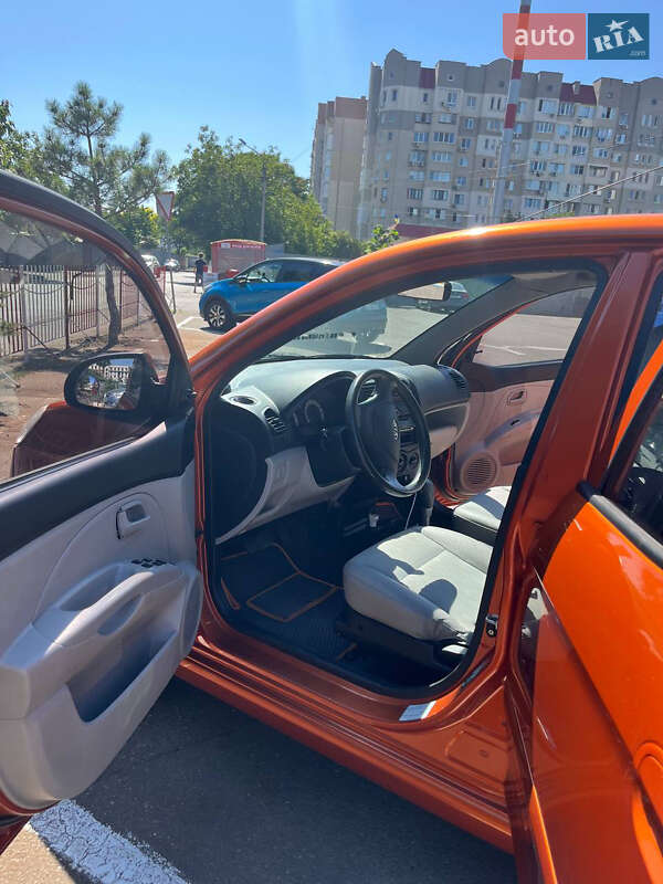 Хэтчбек Kia Picanto 2008 в Одессе