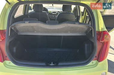 Хэтчбек Kia Picanto 2012 в 