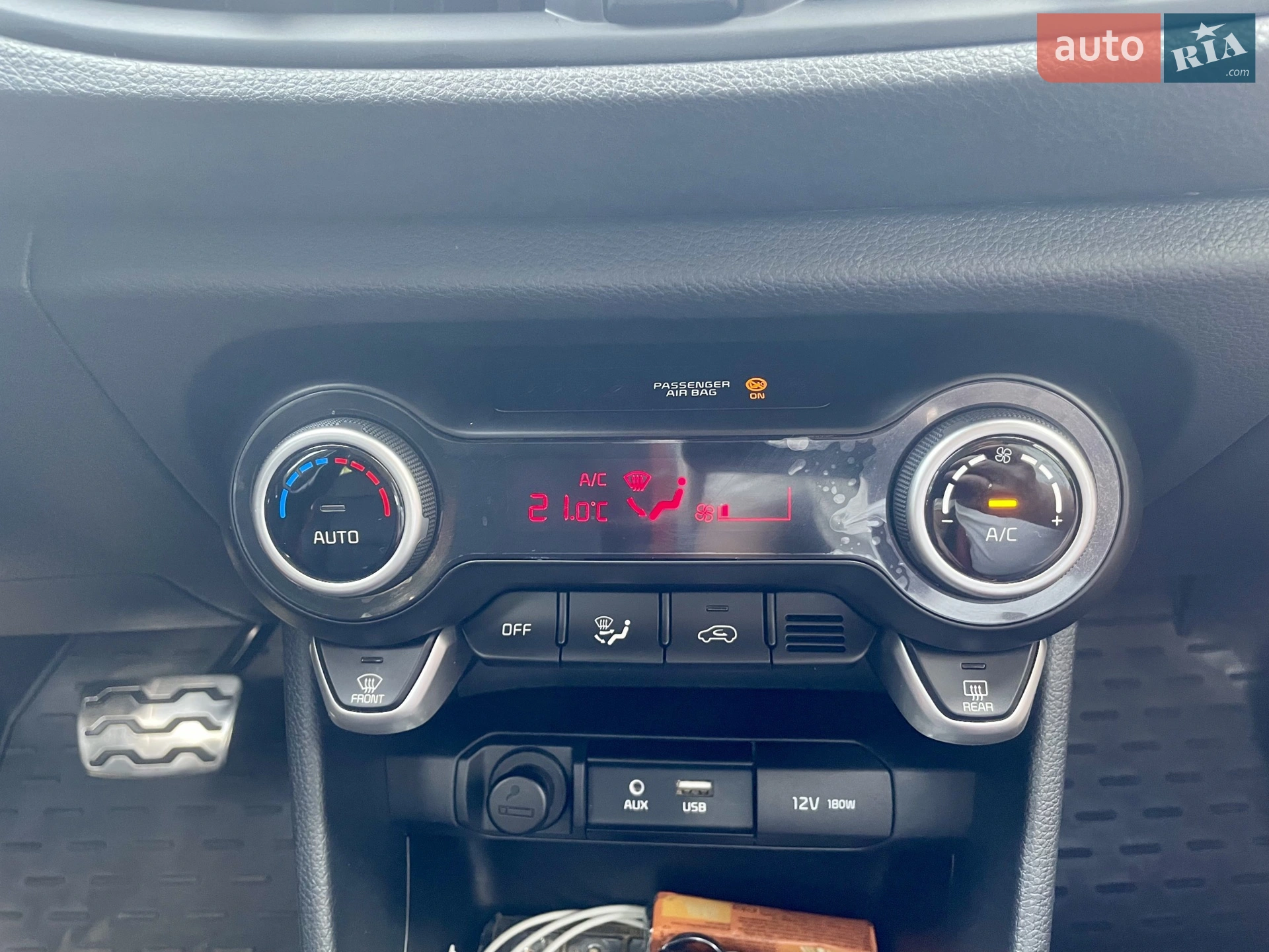 Kia Picanto 2020 VIN KNAB3512BLT654771 фото оголошення 26 з 39