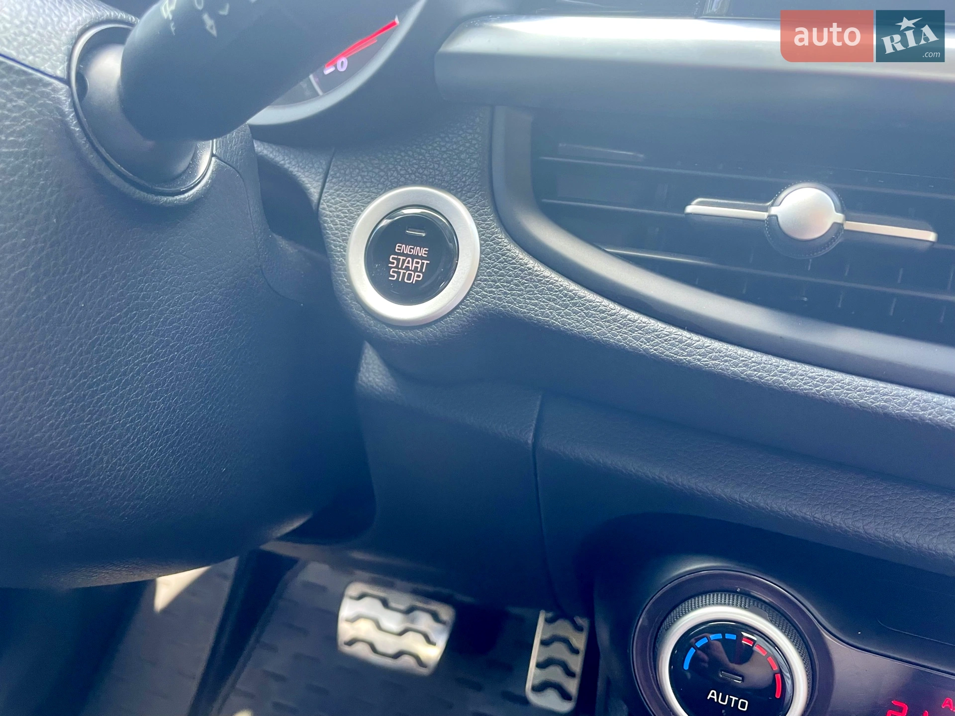 Kia Picanto 2020 VIN KNAB3512BLT654771 фото оголошення 29 з 39