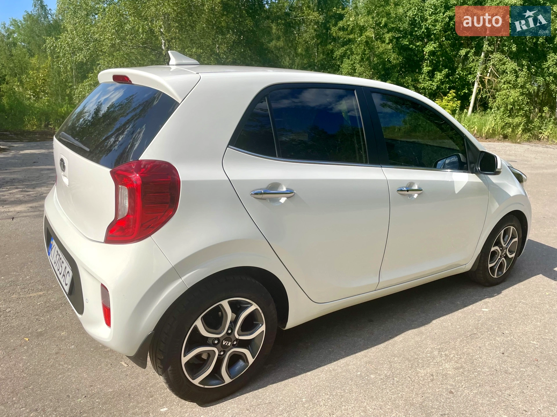 Kia Picanto 2020 VIN KNAB3512BLT654771 фото оголошення 3 з 39
