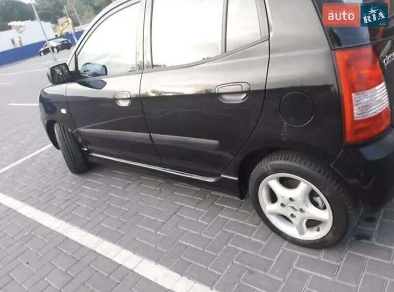 Хэтчбек Kia Picanto 2004 в Чопе