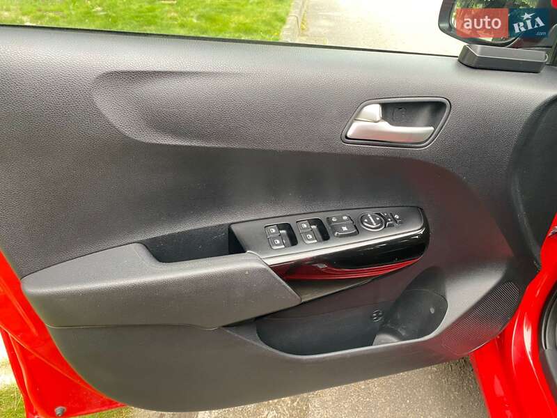 Хэтчбек Kia Picanto 2018 в Ивано-Франковске