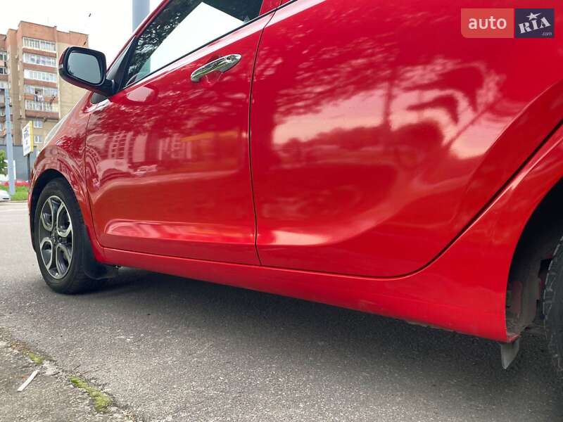 Хэтчбек Kia Picanto 2018 в Ивано-Франковске