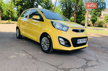 Хэтчбек Kia Picanto 2011 в 