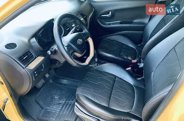 Хэтчбек Kia Picanto 2011 в 