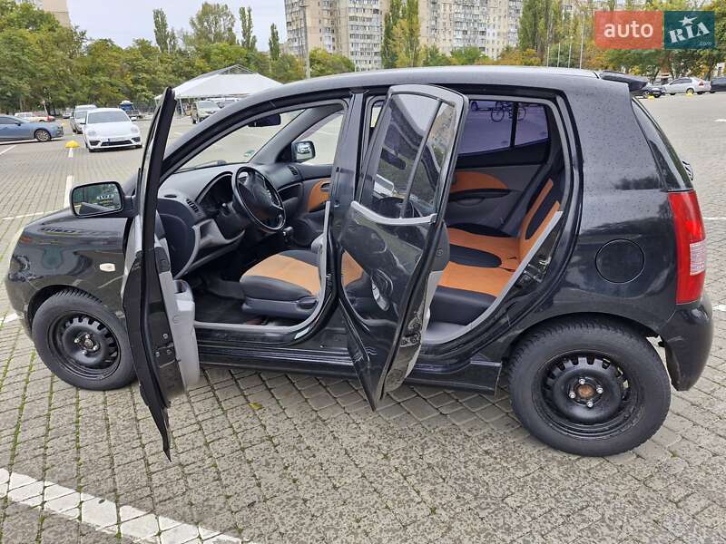 Хэтчбек Kia Picanto 2004 в Одессе