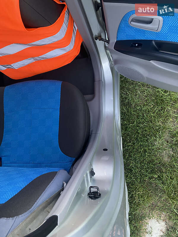 Хетчбек Kia Picanto 2005 в Кам'янець-Подільському фото 9 Хетчбек Kia Picanto 2005 в Кам'янець-Подільському
