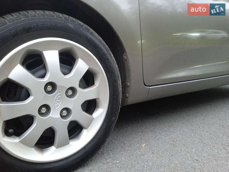 Хетчбек Kia Picanto 2011 в Красилові