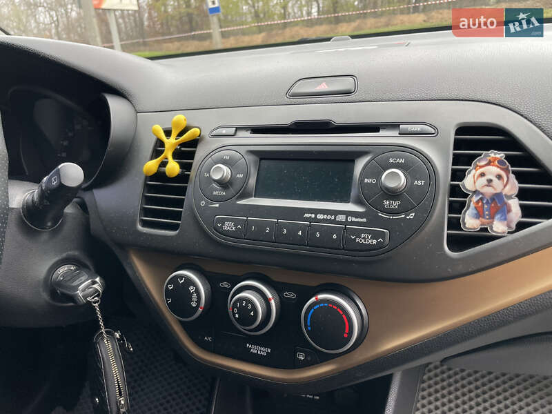 Хетчбек Kia Picanto 2011 в Черкасах