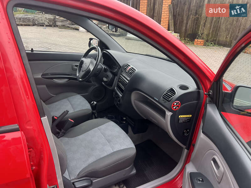Хэтчбек Kia Picanto 2007 в Киеве