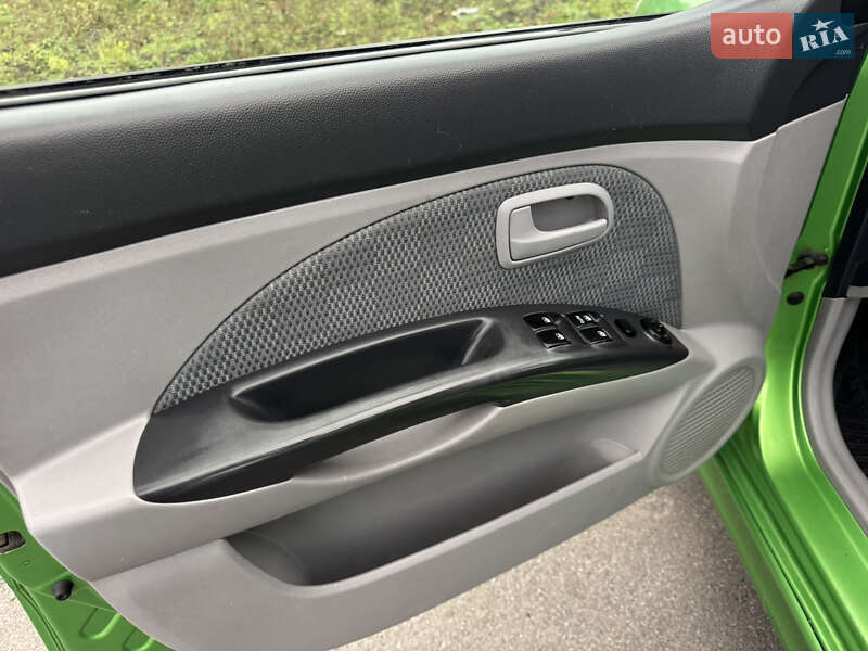 Хетчбек Kia Picanto 2007 в Дніпрі фото 14 Хетчбек Kia Picanto 2007 в Дніпрі