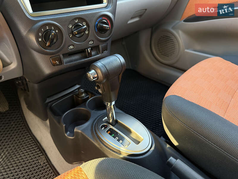 Хетчбек Kia Picanto 2004 в Житомирі фото 19 Хетчбек Kia Picanto 2004 в Житомирі