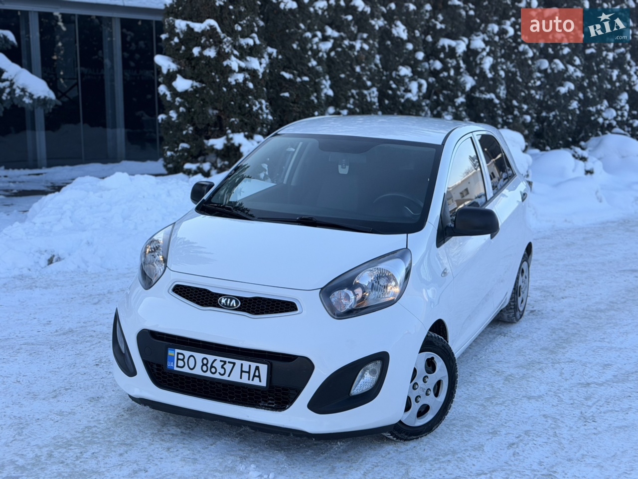 Тільки пригнаний з Швейцарії.
Перша реєстрація та експлуатація з 08.2015р.
В ідеальному зовнішньому і ідеальному технічному стані.
Стан Нового авто без перебільшень.
Рідний пробіг 153 тис.км 
Сервісна книжка
В авто працює кожна кнопочка і функція.