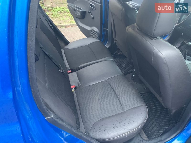 Хетчбек Kia Picanto 2010 в Львові