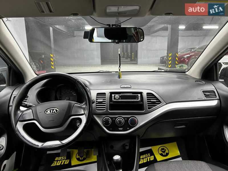 Хетчбек Kia Picanto 2012 в Чернівцях