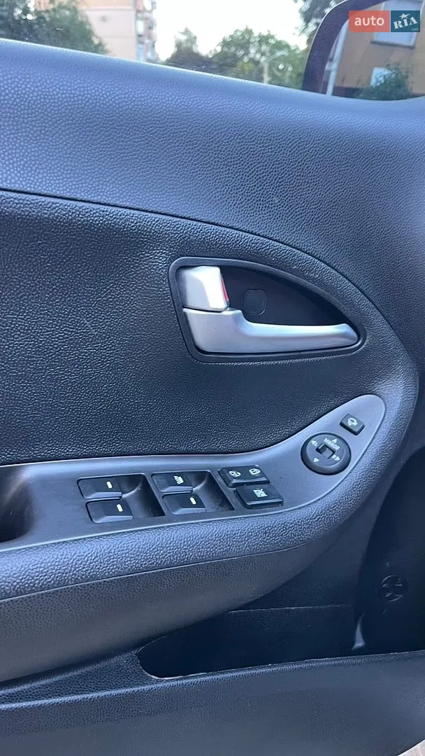 2013 Kia Picanto - мініатюра 29
