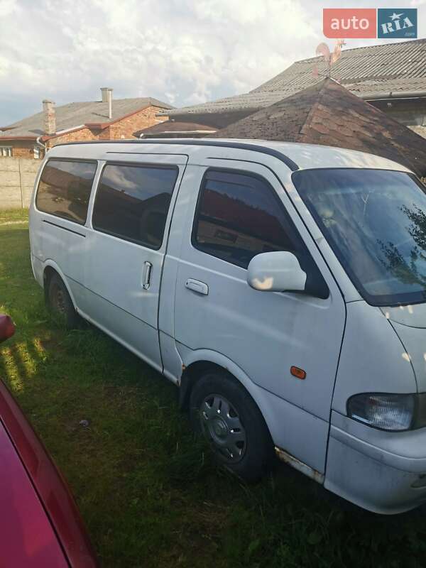 Минивэн Kia Pregio 2000 в Львове