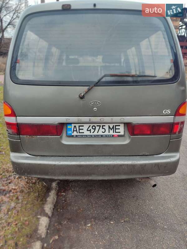 Kia Pregio 2003