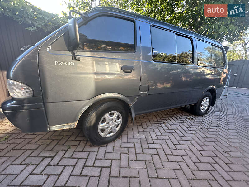 Микроавтобус Kia Pregio 2004 в Одессе