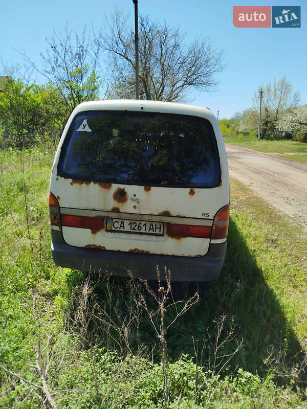 Микроавтобус грузовой (до 3,5т) Kia Pregio 2001 в Чернигове
