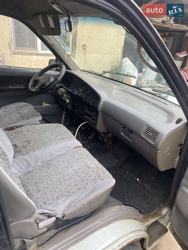 Минивэн Kia Pregio 1997 в Белгороде-Днестровском