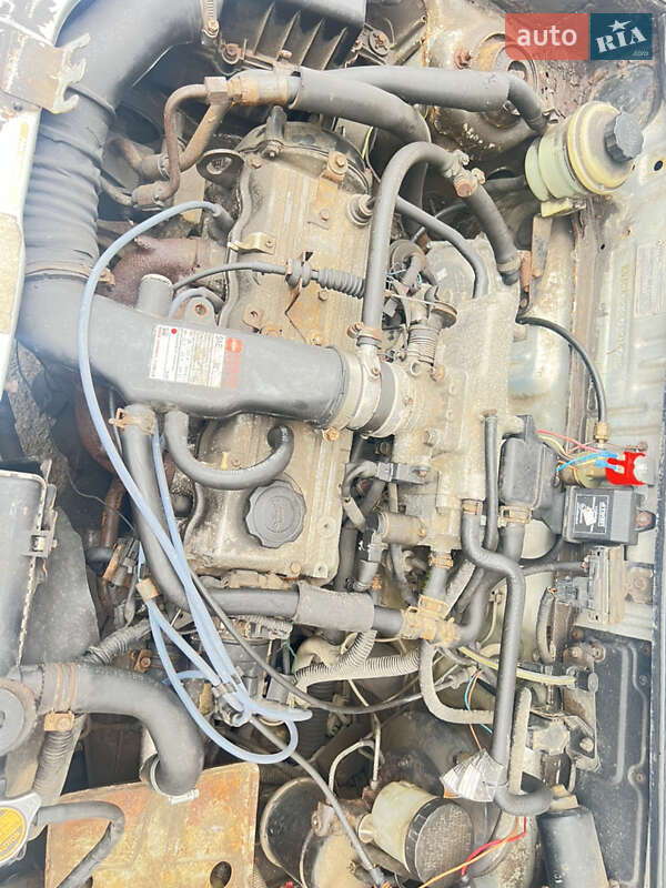 Седан Kia Pride 2000 в Запорожье