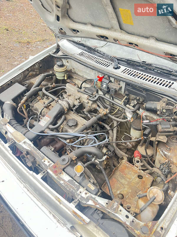 Седан Kia Pride 2000 в Запорожье