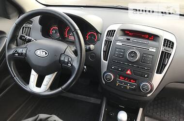 Хэтчбек Kia ProCeed 2011 в Харькове