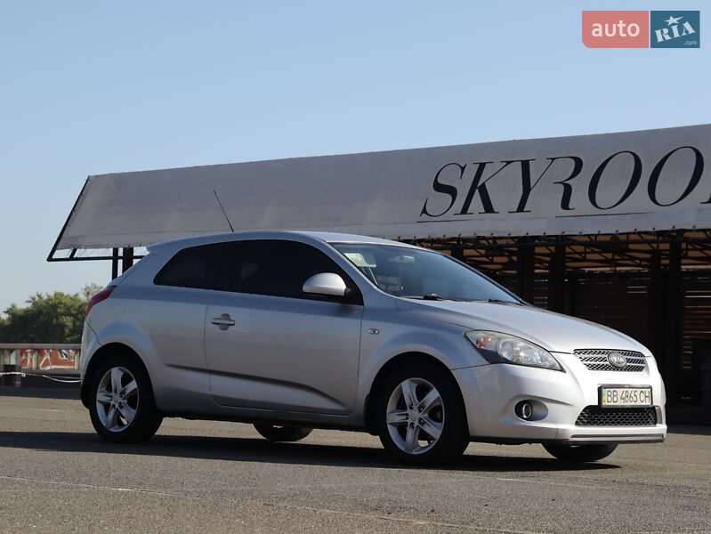 Купе Kia ProCeed 2008 в Киеве