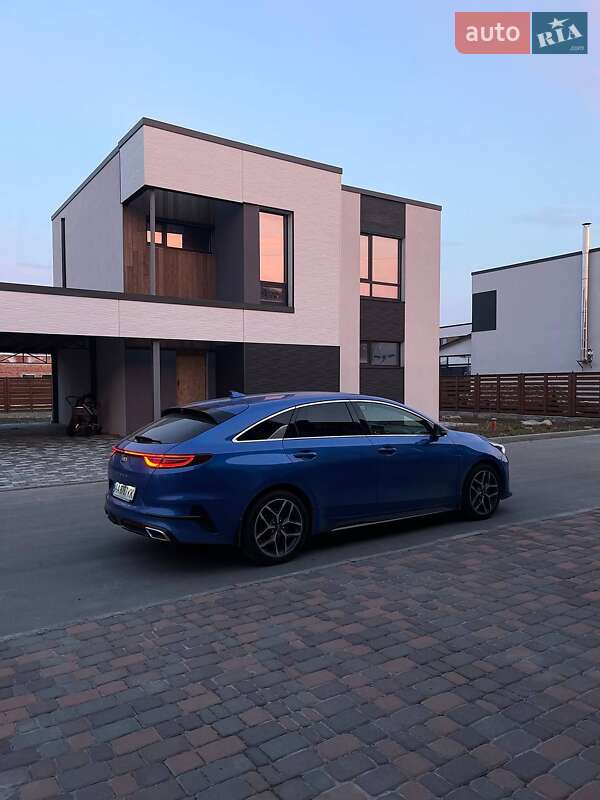 Універсал Kia ProCeed 2019 в Ужгороді