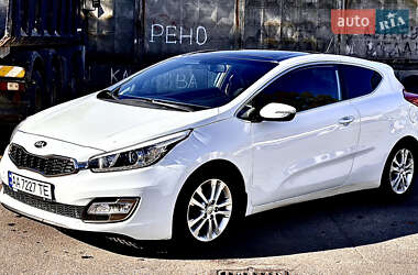 Хэтчбек Kia ProCeed 2014 в Киеве