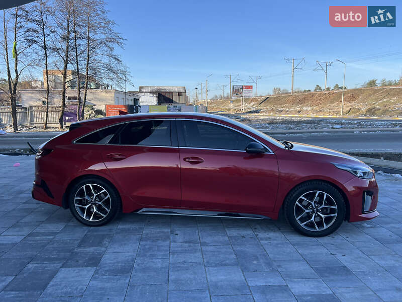 Универсал Kia ProCeed 2019 в Киеве