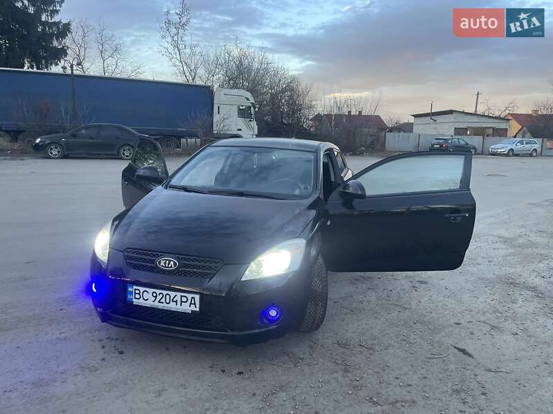 Хетчбек Kia ProCeed 2008 в Дрогобичі