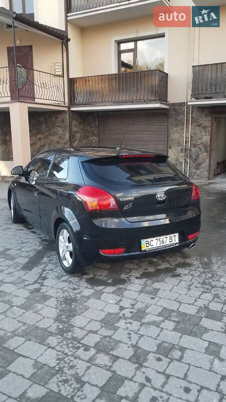 Хэтчбек Kia ProCeed 2008 в Львове