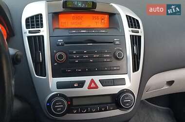 Хэтчбек Kia ProCeed 2008 в 