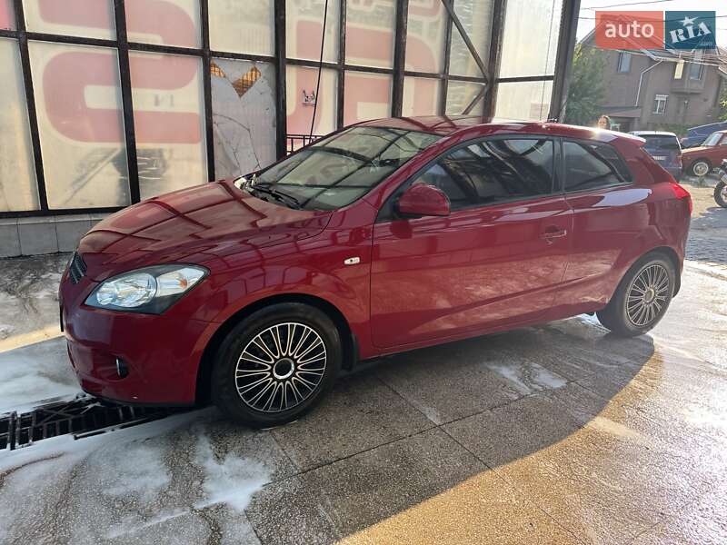 Хэтчбек Kia ProCeed 2008 в Днепре