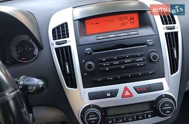 Хэтчбек Kia ProCeed 2008 в 