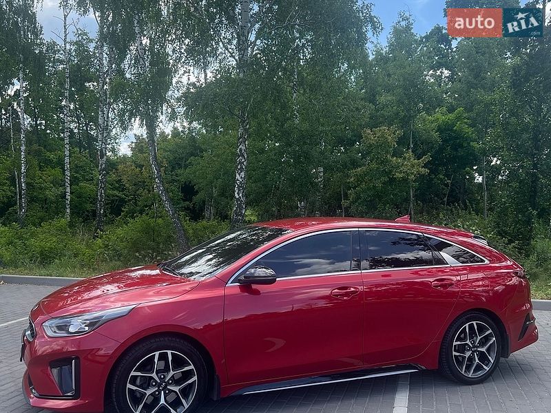 Универсал Kia ProCeed 2019 в Киеве
