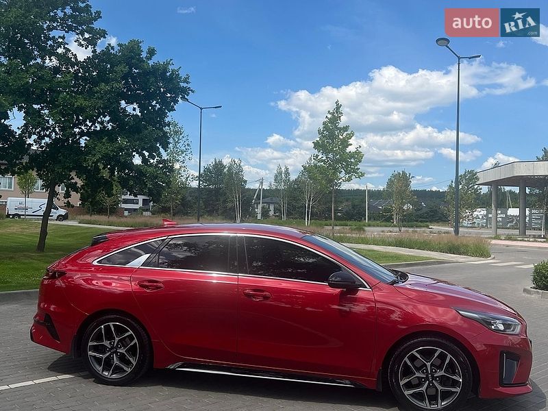 Универсал Kia ProCeed 2019 в Киеве