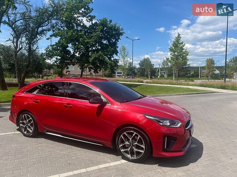 Универсал Kia ProCeed 2019 в Киеве