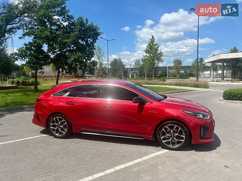Универсал Kia ProCeed 2019 в Киеве
