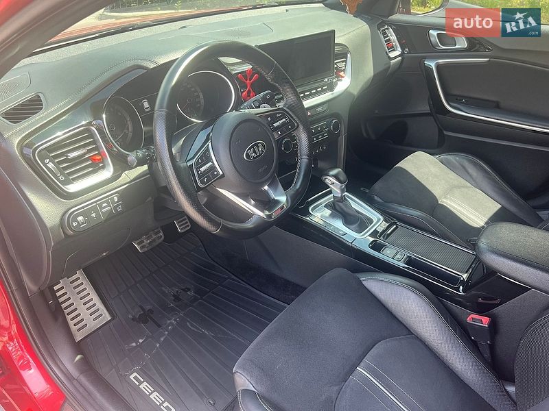Универсал Kia ProCeed 2019 в Киеве