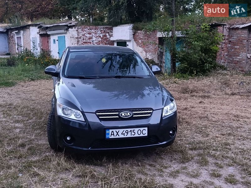 Хэтчбек Kia ProCeed 2008 в Краснограде фото 10 Хэтчбек Kia ProCeed 2008 в Краснограде