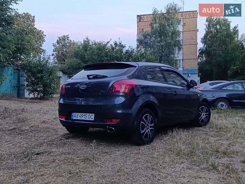 Хэтчбек Kia ProCeed 2008 в Краснограде фото 8 Хэтчбек Kia ProCeed 2008 в Краснограде